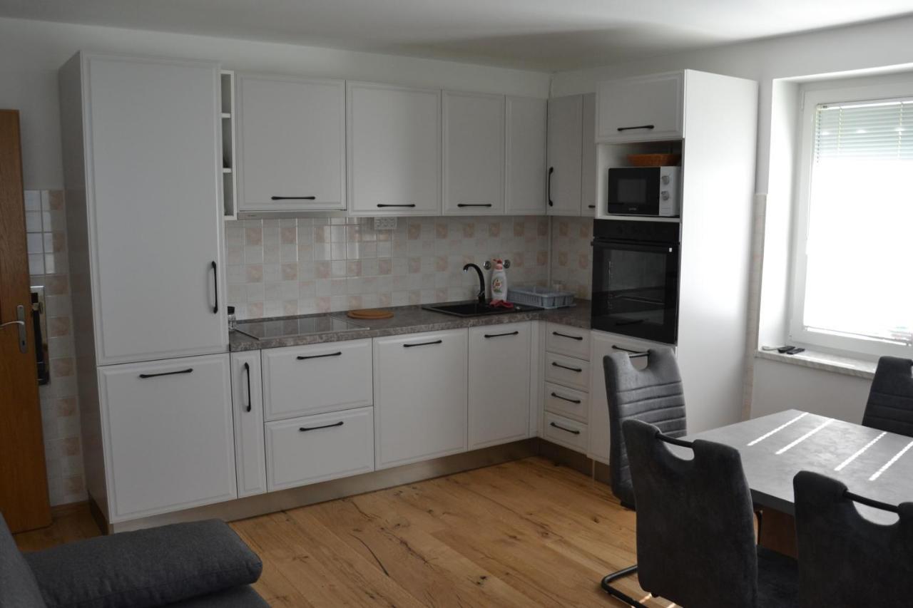 Apartma Ob Potoku Luče Esterno foto
