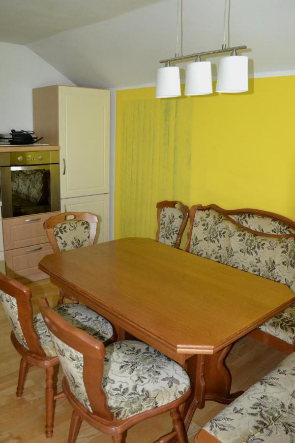 Apartma Ob Potoku Luče Esterno foto