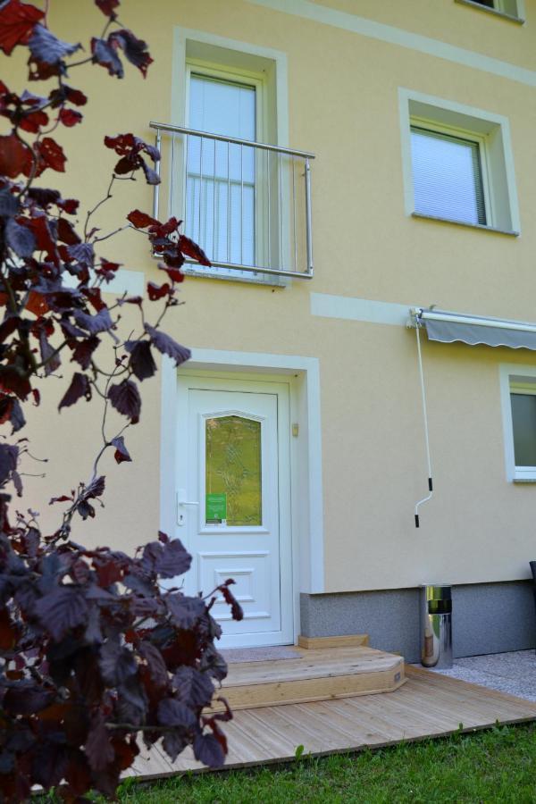 Apartma Ob Potoku Luče Esterno foto