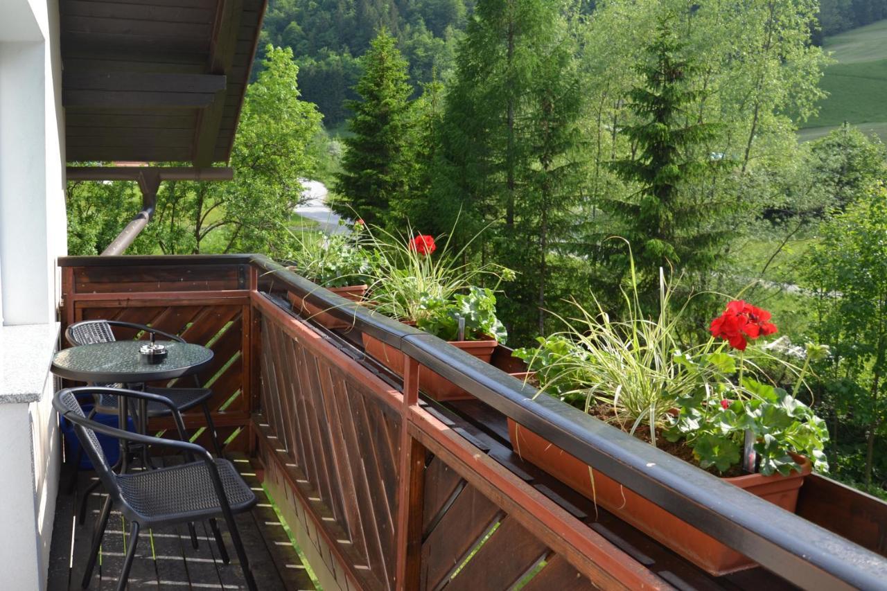 Apartma Ob Potoku Luče Esterno foto